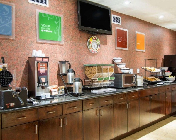 Comfort Inn Shreveport I-49 image 8